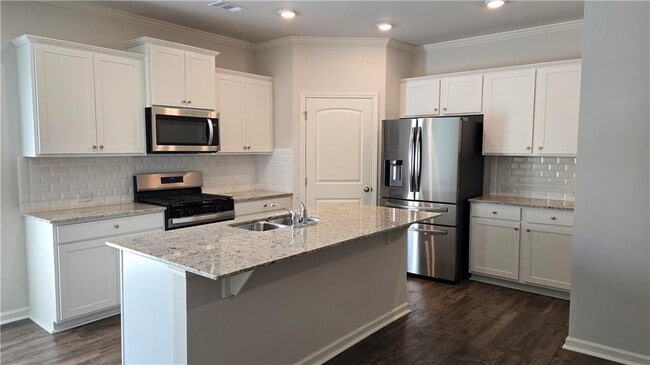 Building Photo - 3090 Greyton Dr