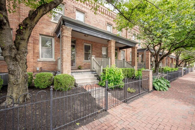 Foto del edificio - 6 Hanford St