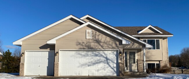 Foto del edificio - 2100 Bridgewater Blvd S