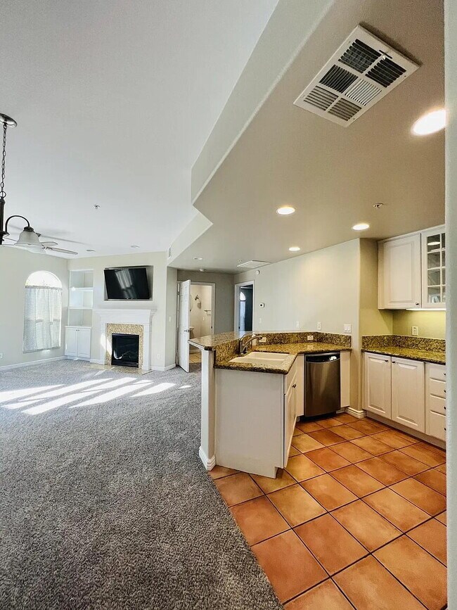 Foto del edificio - "Experience Elevated Living: Spacious 2-Bed, 3-Bath Oasis in La Quinta's Heart!"