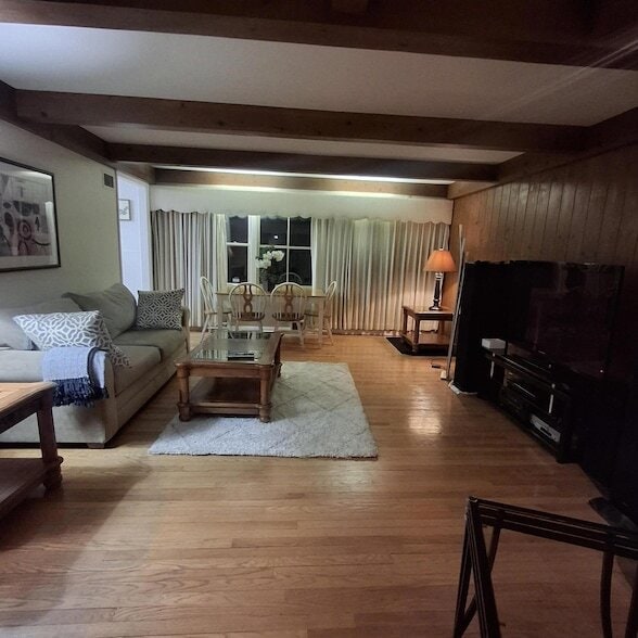 Foto del edificio - 2347 N 117th St