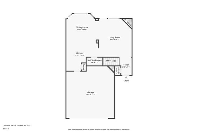Foto del edificio - Spacious 3-Bed Single-Family Home with Fireplace, Back Patio & 2-Car Garage – Near RTP, I-40 & So...