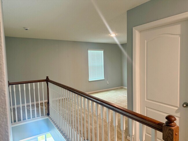 Building Photo - 2213 Canyon Breeze Ave