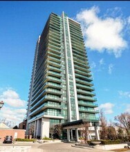 Building Photo - 100 John St