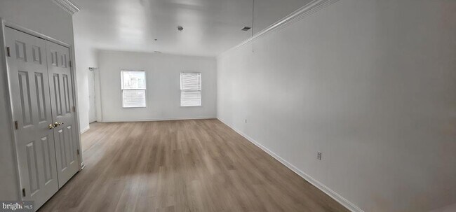 Foto del edificio - 422 Main St