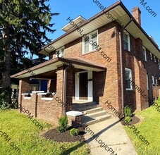 Building Photo - 3370 N College Ave