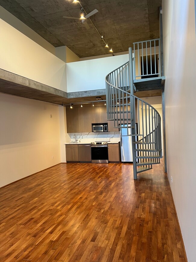 Building Photo - 855 Folsom St
