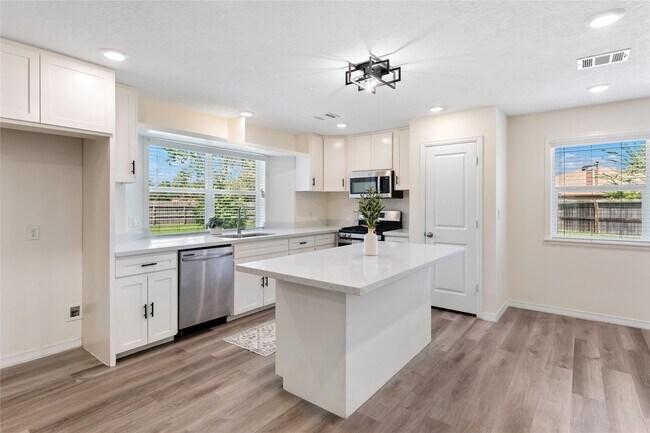 Foto del edificio - 4602 Sheffield Ct