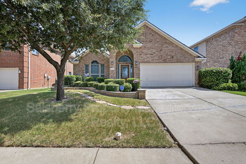 Primary Photo - 4353 Mountain Crest Dr