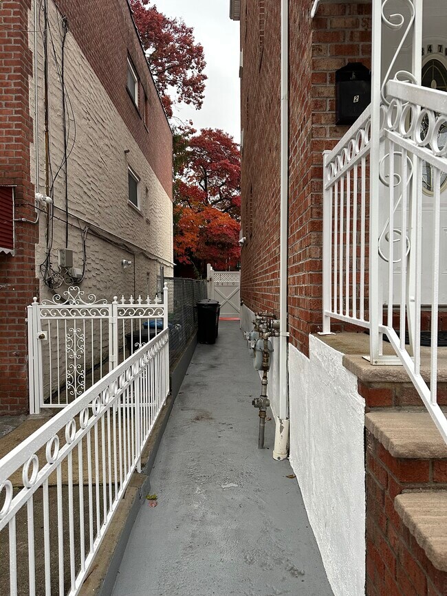 Foto del edificio - 3470 Kingsland Ave