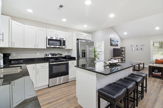 Foto del edificio - 810 Carson St