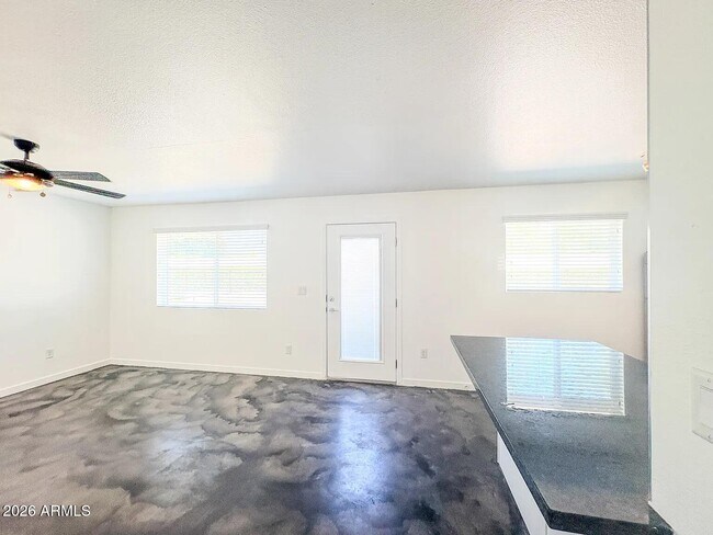 Foto del edificio - 4231 N 27th St