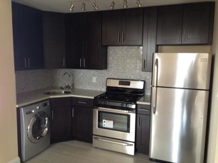 Foto principal - 654 Saint Marks Ave