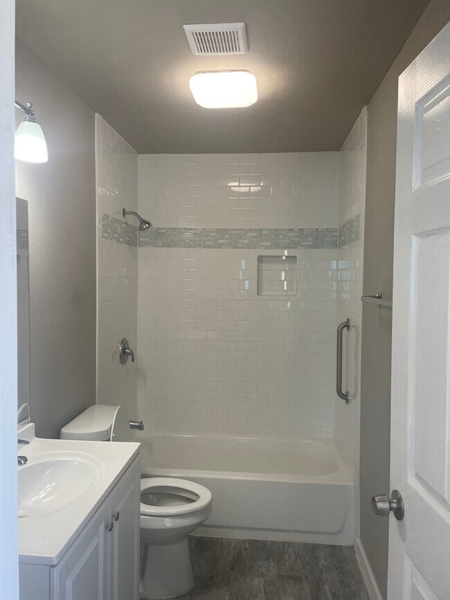 Foto del edificio - 4006 Big Meadows St