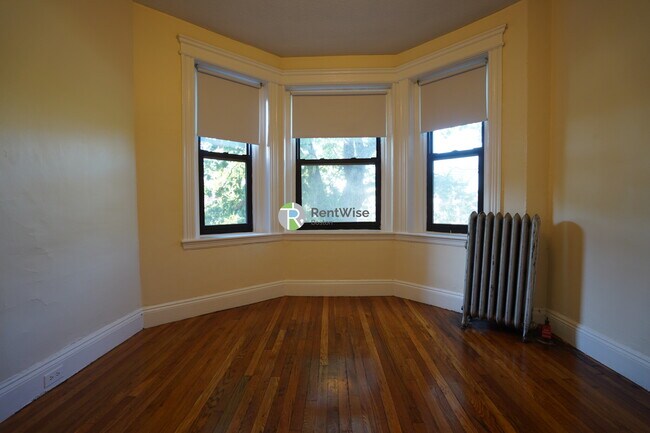 Foto del edificio - 1156 Commonwealth Ave