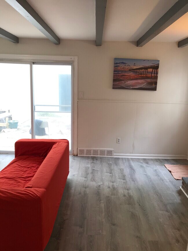 Foto del edificio - 510 S Juniper St