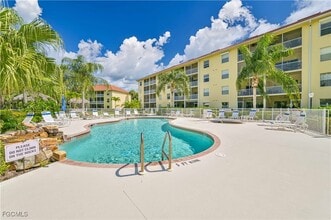 Building Photo - 9185 Celeste Dr