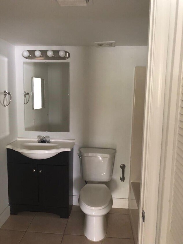 Foto del edificio - 3610 N 56th Ave