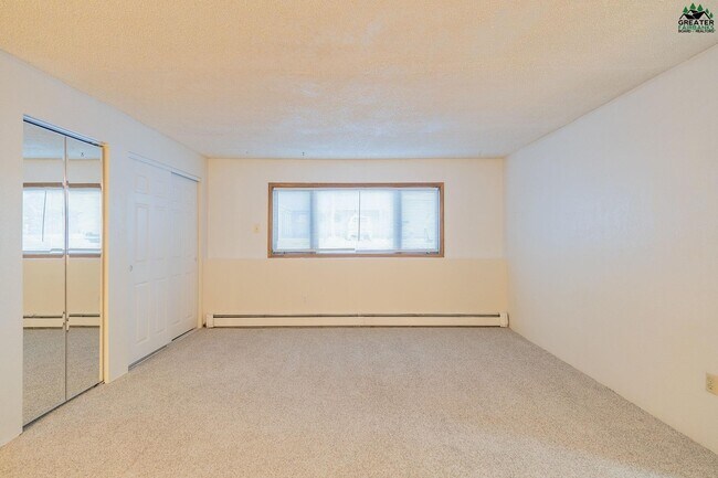 Foto del edificio - 228 Woodridge St