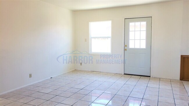 Foto del edificio - 634 W Redondo Beach Blvd