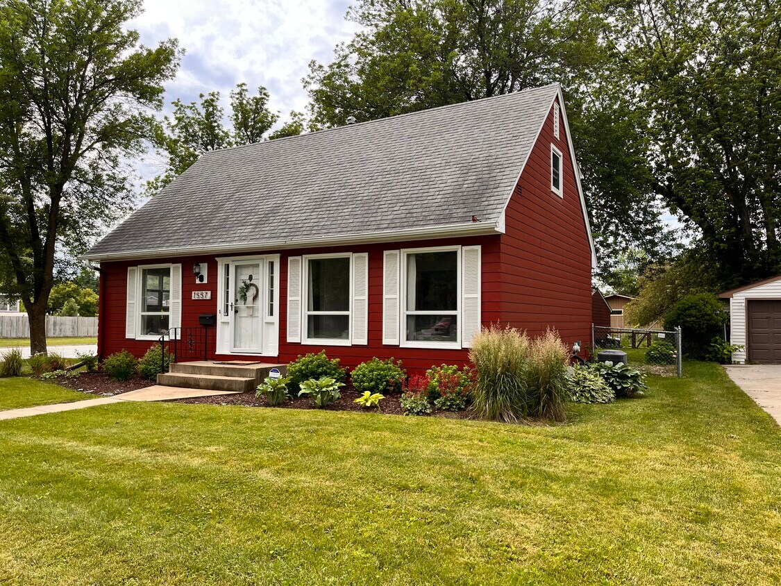 1557 8th Ave SE, Rochester, MN 55904 House for Rent in Rochester, MN