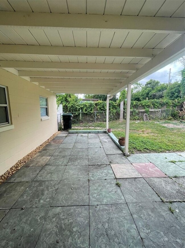 Building Photo - SODO Pool Home in Blankner/Boone school di...