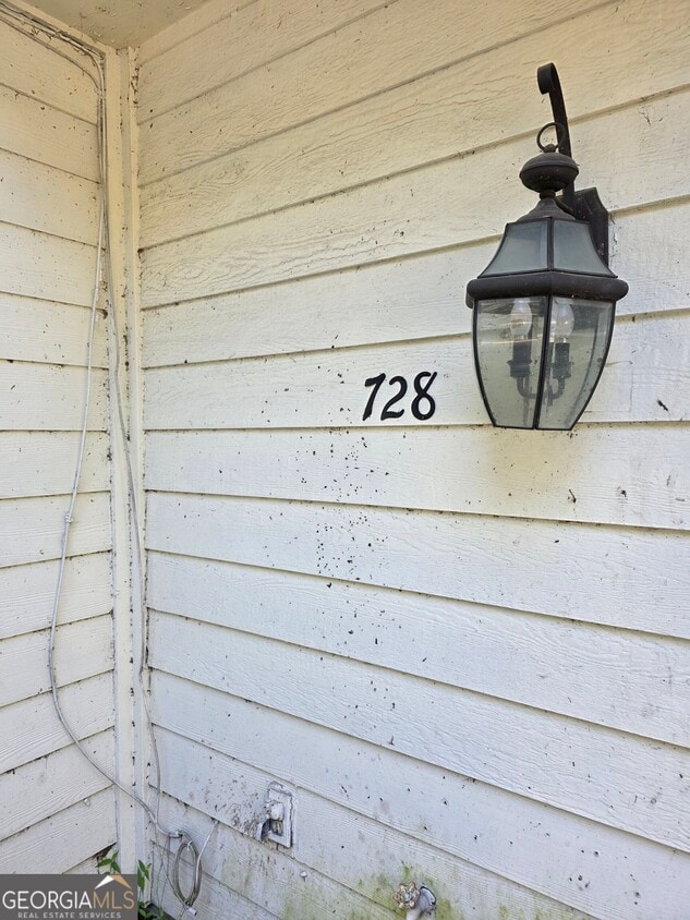 Primary Photo - 728 Morningside Ln