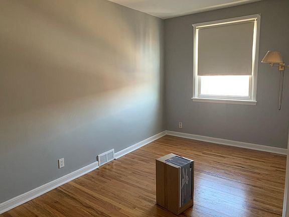 Building Photo - Beautiful 3 Bedroom House With Basement