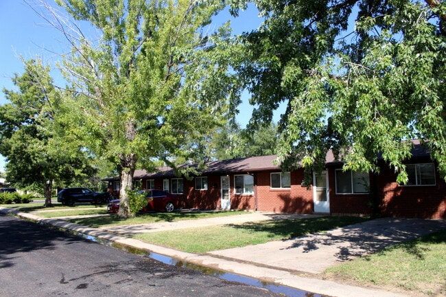 Building Photo - 4904 S Iowa Ave