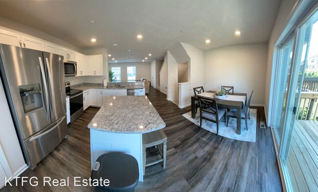 Building Photo - 3 br, 2.5 bath House - 120 Amicus Dr