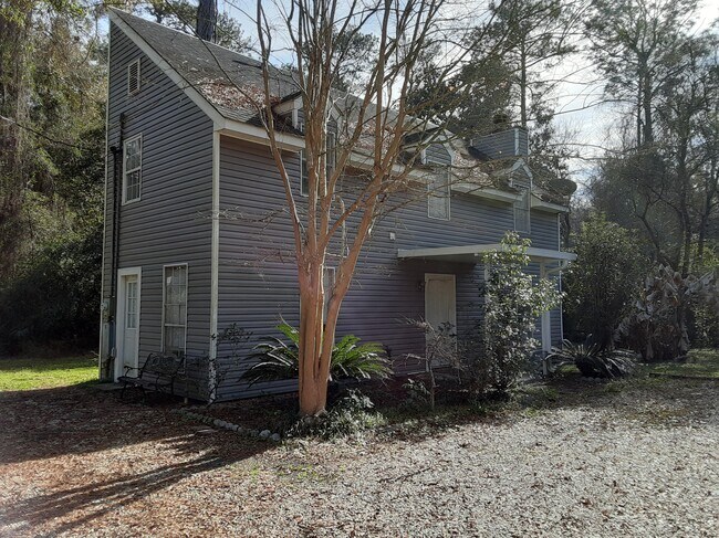 Building Photo - 73068 Military Rd