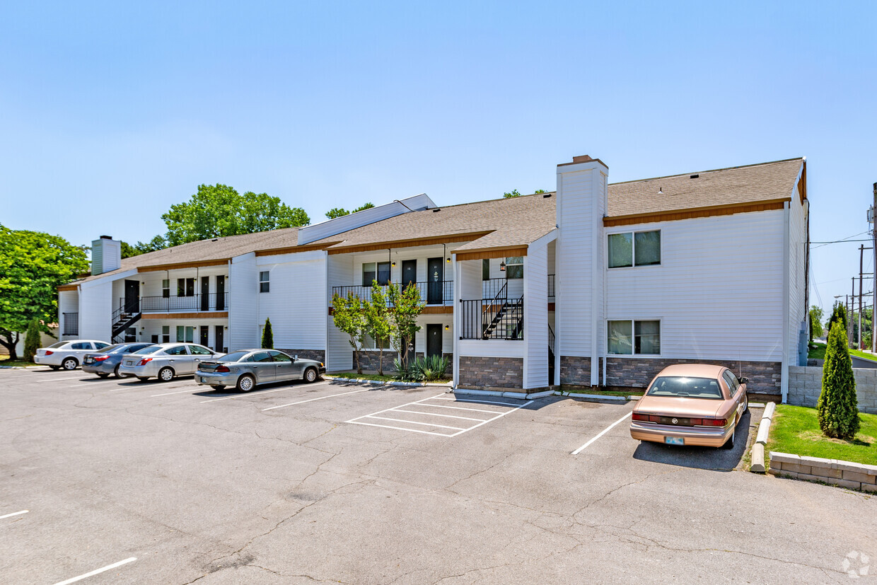 Primary Photo - The Cedars Apartments