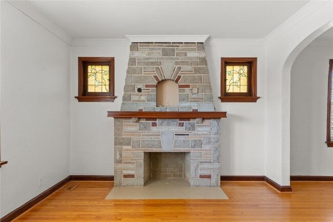 Building Photo - 5257 Oleatha Ave