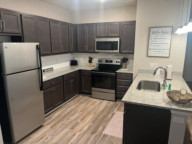 Foto del edificio - 1445 Broadcloth St