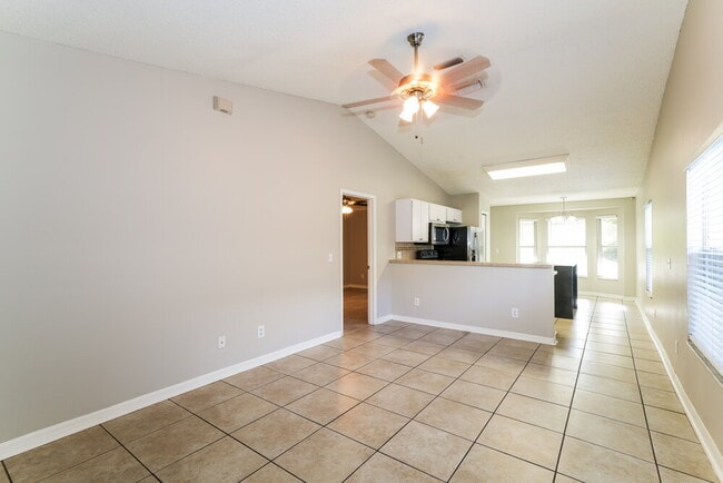 Building Photo - 4313 Longshore Dr