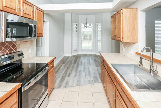 Foto del edificio - 4910 Green Hollow Dr