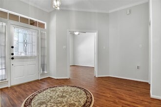 Building Photo - 152 W Amberglow Cir