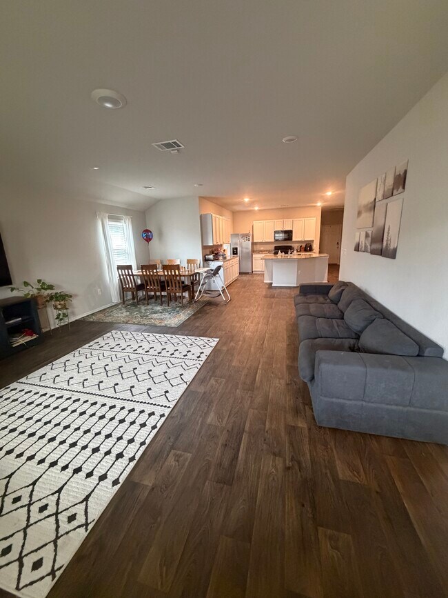 Foto del edificio - 5708 Berriweather Dr