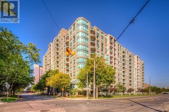 Building Photo - 8 Pemberton Ave