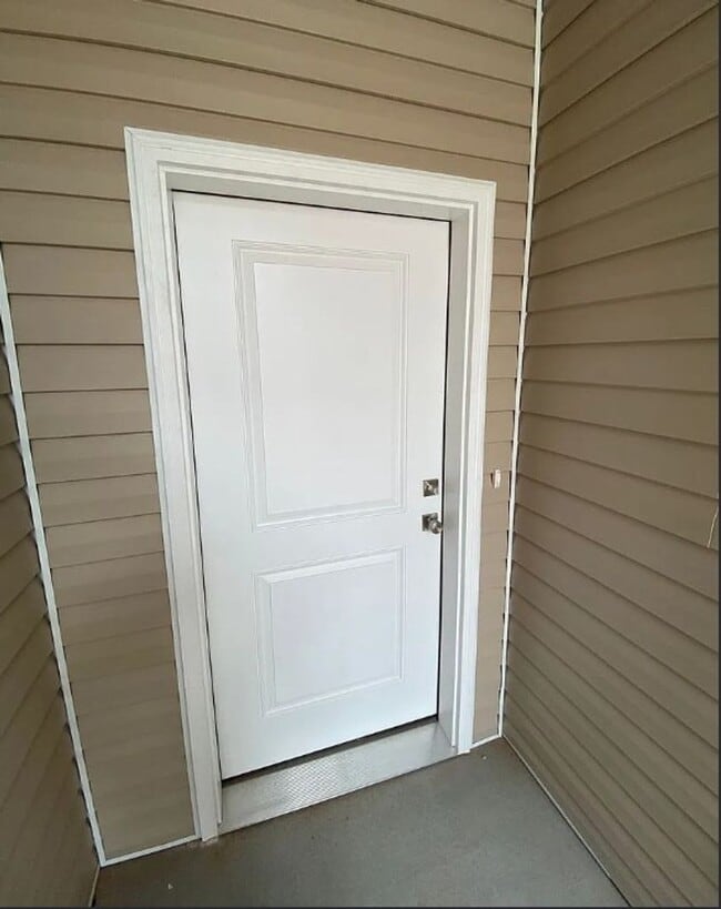 Foto del edificio - 3 Bedroom End-Unit Townhome in Cedar Bend – Great Cedar City Location