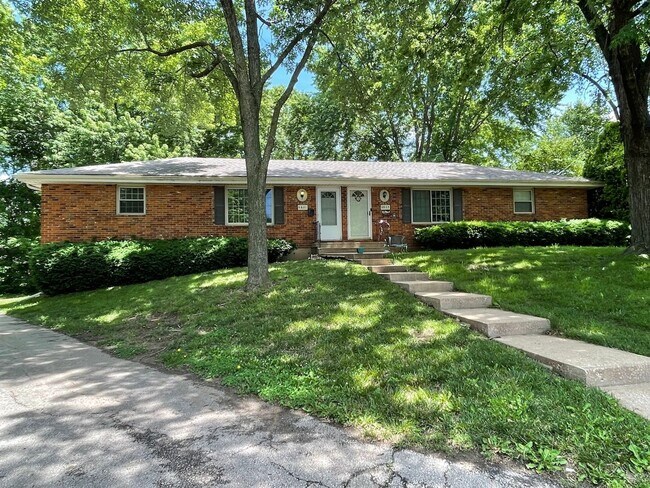 Building Photo - {6621} Updated Brick Home + 1 Car Garage