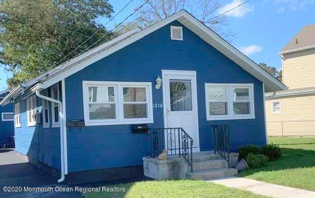 Primary Photo - 1216 Briarwood Rd