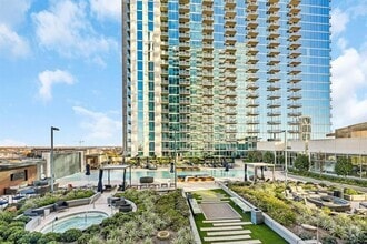Building Photo - 5925 Almeda Rd