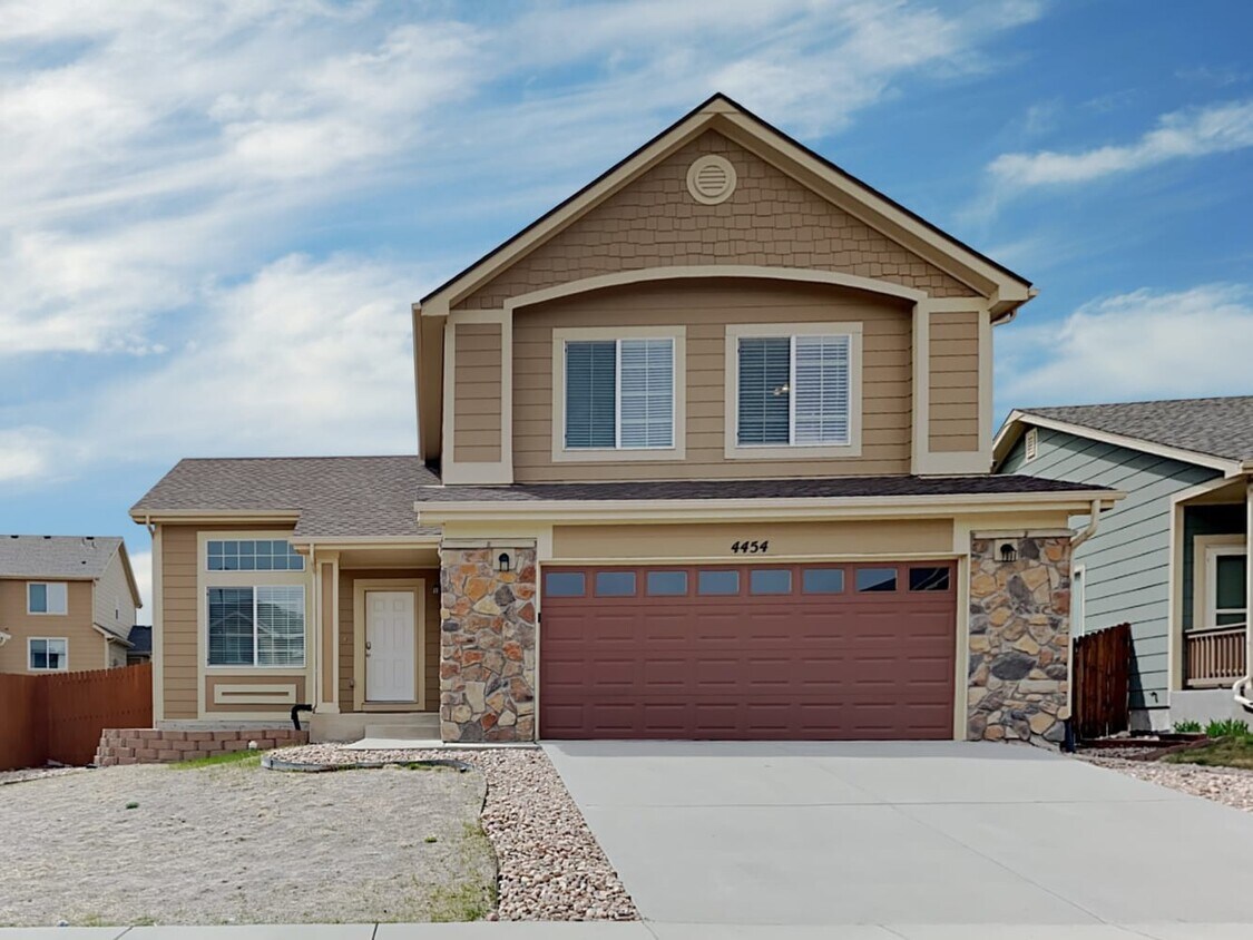 Primary Photo - 4454 Crow Creek Dr