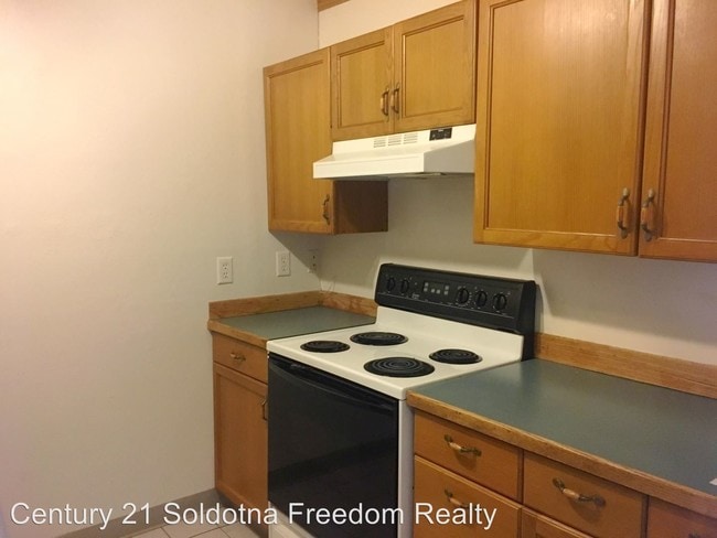 Building Photo - 2 br, 2.5 bath House - 905 Auk #A5 - AUK A5