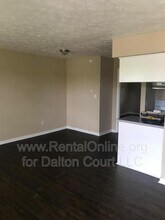 Building Photo - 1972 Cambridge Dr