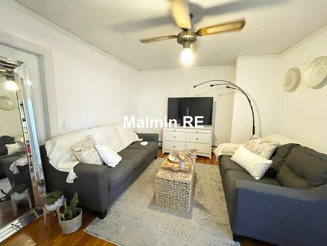 Foto del edificio - 748 E 4th St