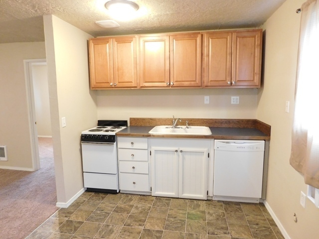 Building Photo - 1Bd/1Ba Single Story Home - Available Soon!