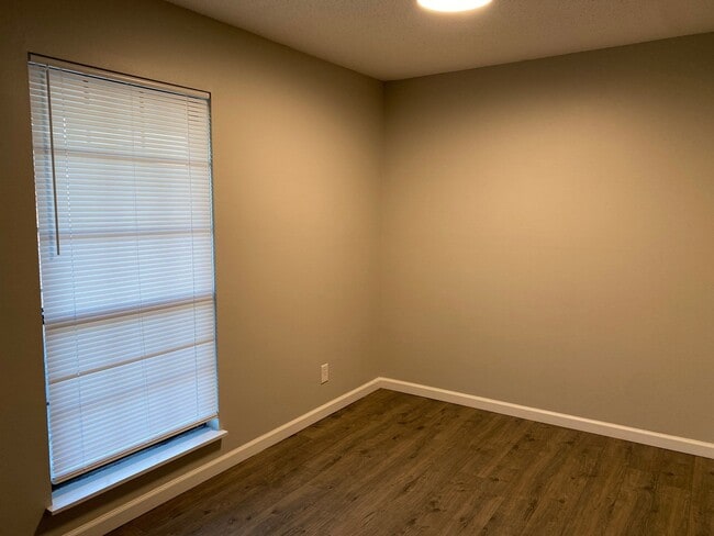 Foto del edificio - 36 Sta Les Cv