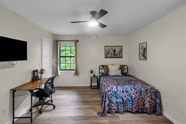 Foto del edificio - 1812 Wiggins Cir SW